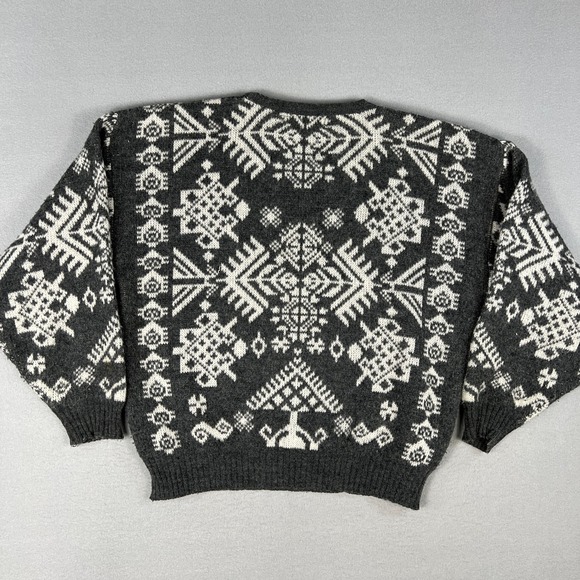 VTG Nordic Geometric Knit Sweater Large Gray White Wool Blend Fair Isle Pattern - Picture 2 of 8